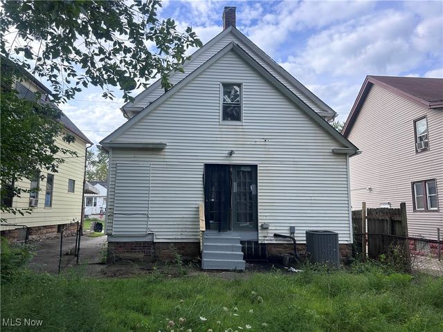 8103 Jeffries Avenue, Cleveland, OH 44105