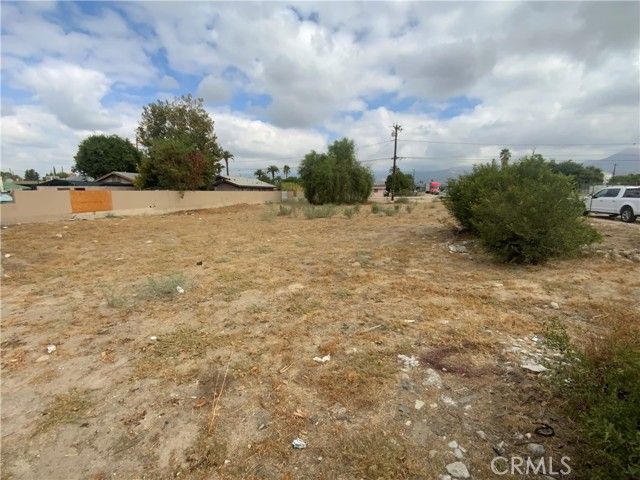 25338 4th, San Bernardino, CA 92410