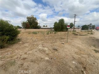 25338 4th, San Bernardino, CA 92410