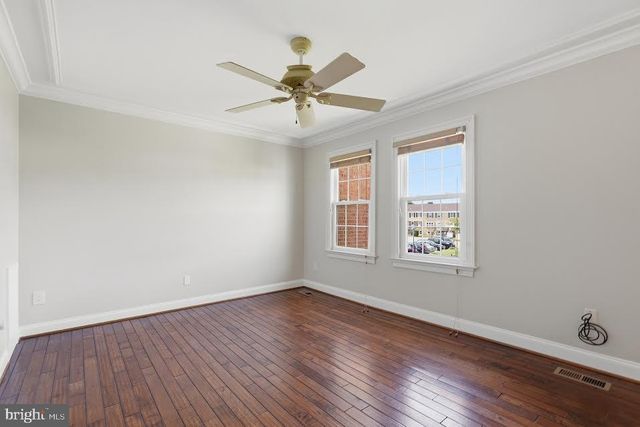 1042-B MARGATE CT, Sterling, VA 20164