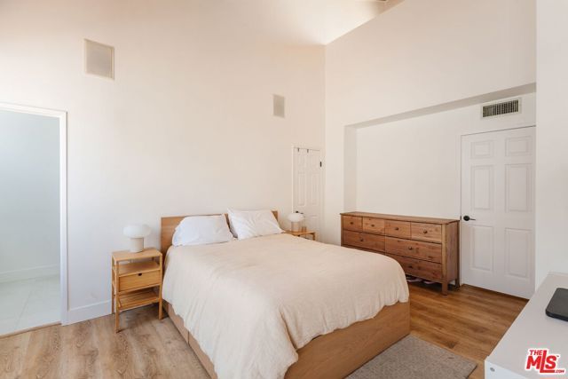 913 Euclid Street 5, Santa Monica, CA 90403