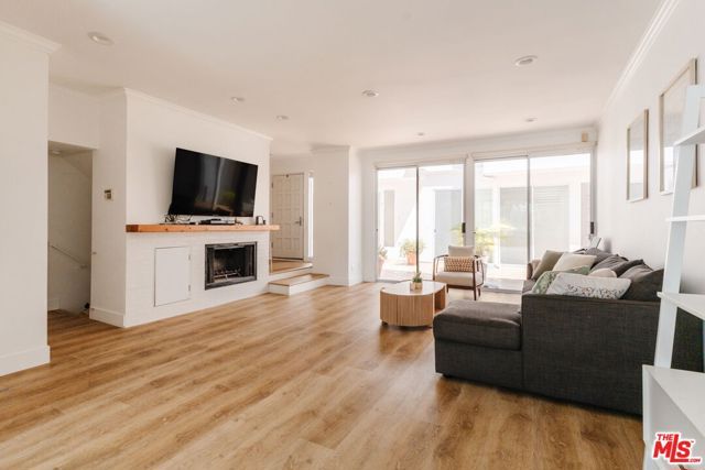 913 Euclid Street 5, Santa Monica, CA 90403