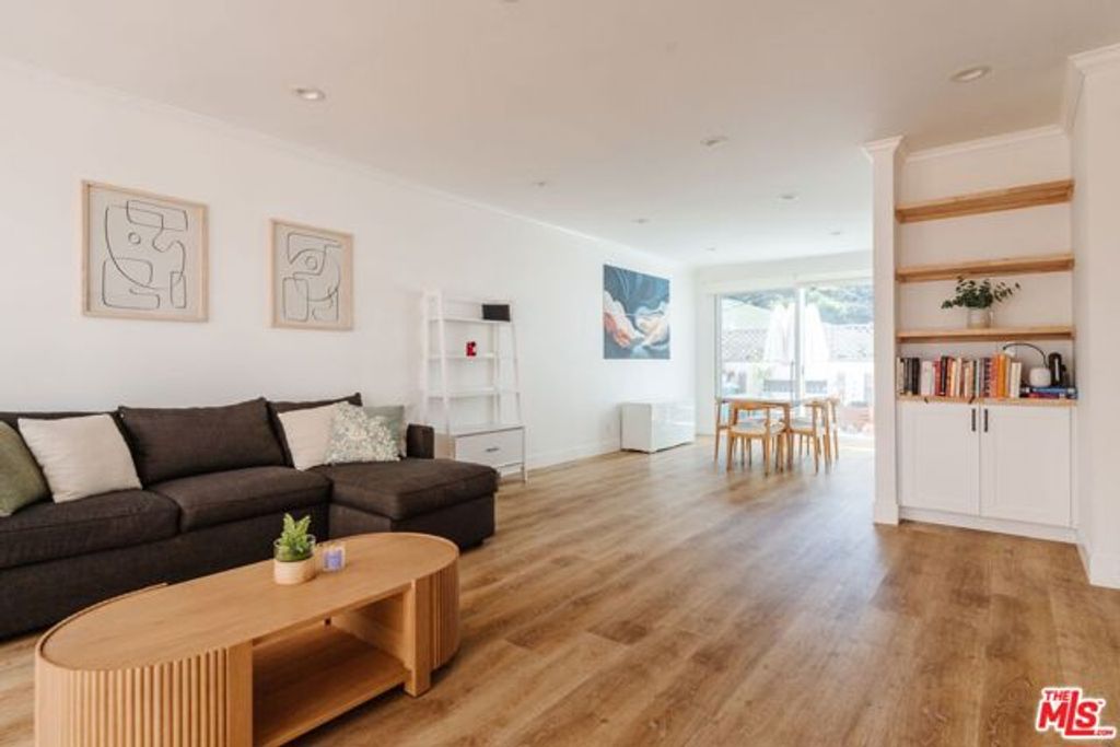 913 Euclid Street 5, Santa Monica, CA 90403