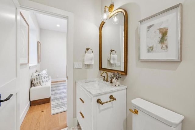 289 Kings Court, San Carlos, CA 94070