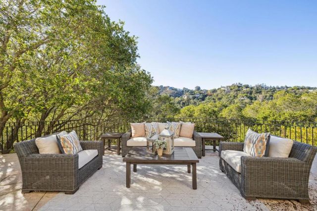 289 Kings Court, San Carlos, CA 94070