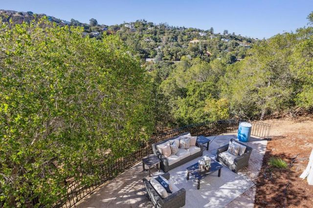 289 Kings Court, San Carlos, CA 94070