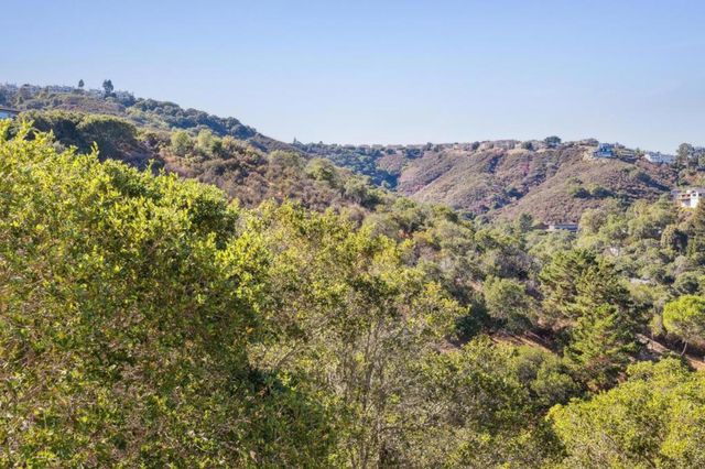 289 Kings Court, San Carlos, CA 94070