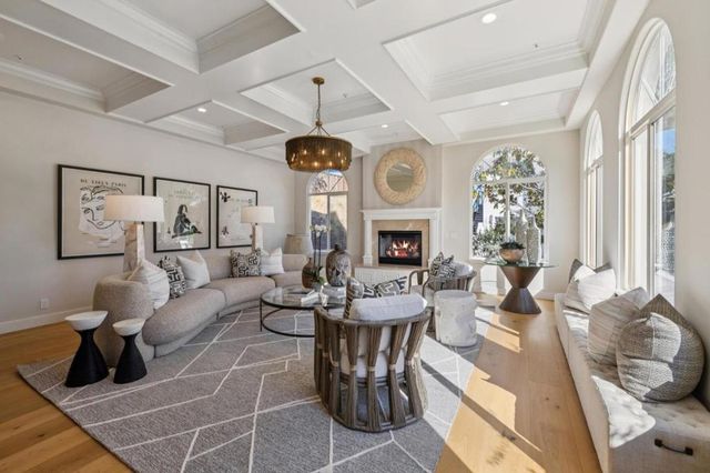 289 Kings Court, San Carlos, CA 94070