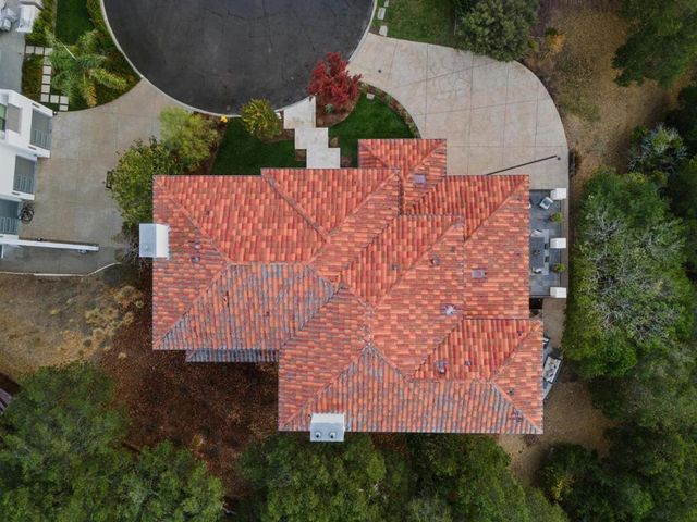 289 Kings Court, San Carlos, CA 94070