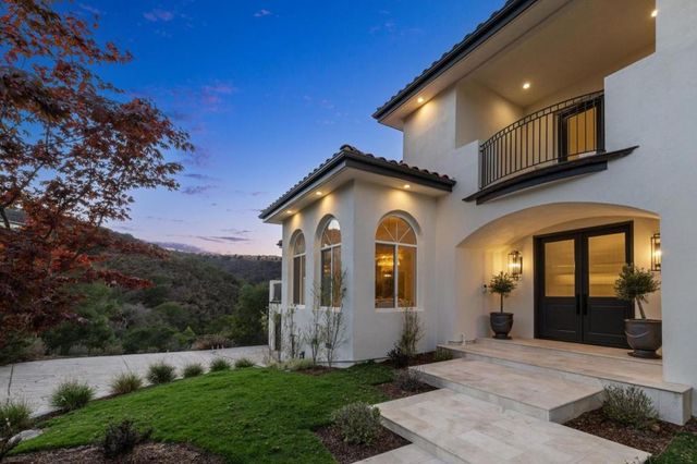 289 Kings Court, San Carlos, CA 94070