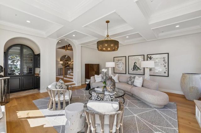 289 Kings Court, San Carlos, CA 94070