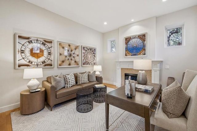 289 Kings Court, San Carlos, CA 94070