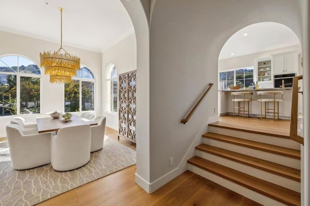 289 Kings Court, San Carlos, CA 94070