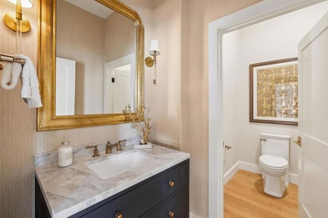 289 Kings Court, San Carlos, CA 94070