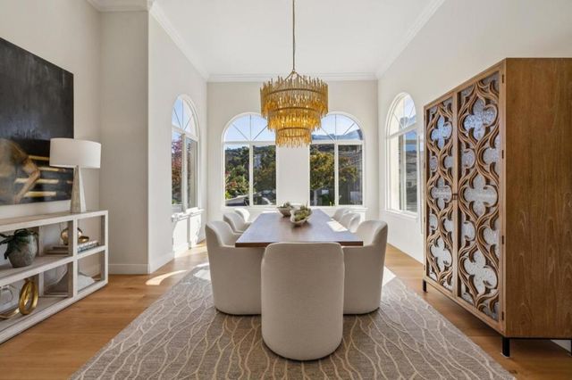 289 Kings Court, San Carlos, CA 94070