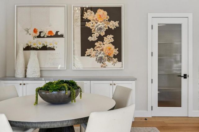 289 Kings Court, San Carlos, CA 94070