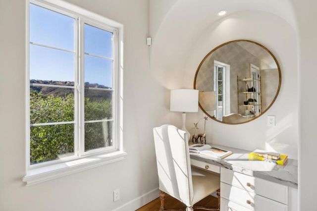 289 Kings Court, San Carlos, CA 94070