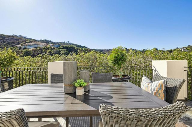 289 Kings Court, San Carlos, CA 94070