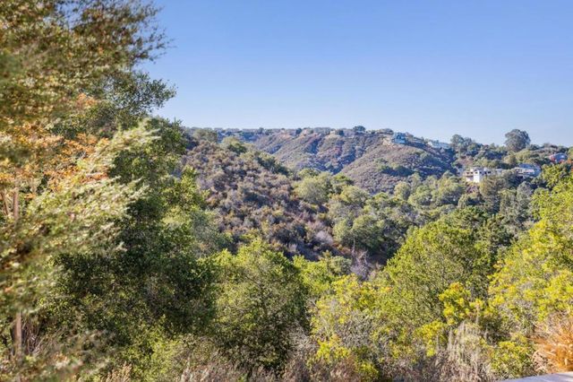 289 Kings Court, San Carlos, CA 94070