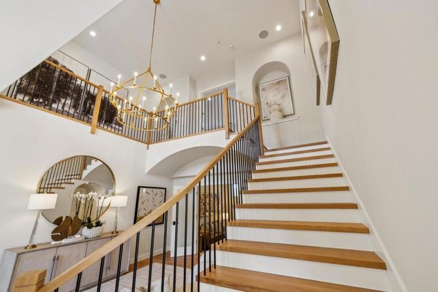 289 Kings Court, San Carlos, CA 94070