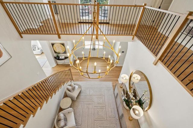 289 Kings Court, San Carlos, CA 94070