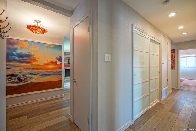 245 Windcrest Dr, Windcrest, TX 78239