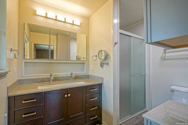 245 Windcrest Dr, Windcrest, TX 78239