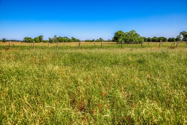 00000 Flat Prairie Road, Washington, TX 77880