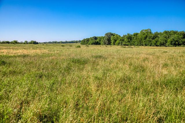 00000 Flat Prairie Road, Washington, TX 77880