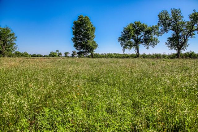 00000 Flat Prairie Road, Washington, TX 77880