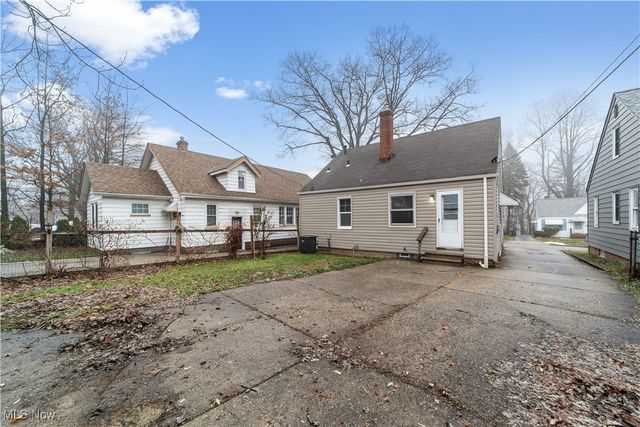 1508 Maplegrove Road, South Euclid, OH 44121