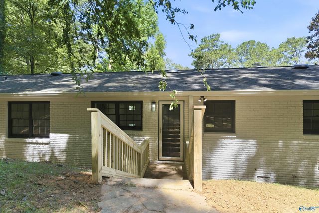 1725 Forest Drive, Guntersville, AL 35976