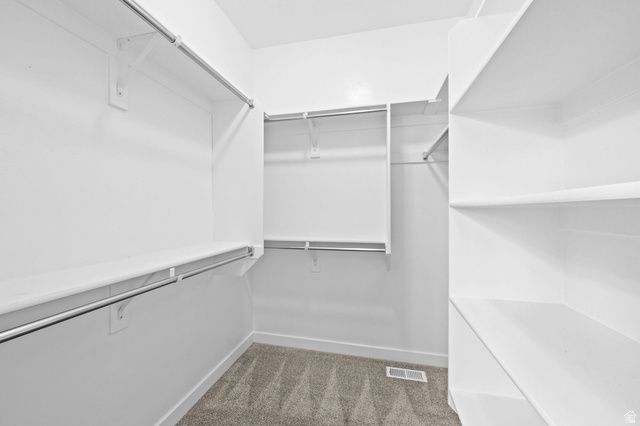 3808 W HOODED CRANE LN, Clinton, UT 84015