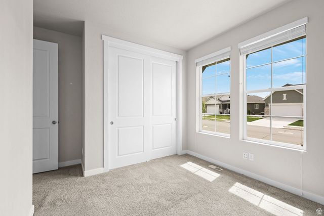 3808 W HOODED CRANE LN, Clinton, UT 84015