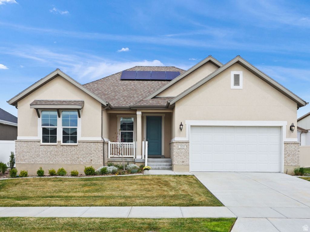 3808 W HOODED CRANE LN, Clinton, UT 84015