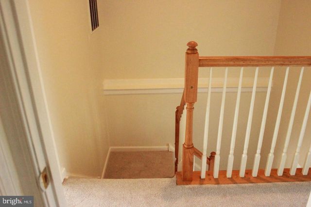 5 N SAVANNA DR, Pottstown, PA 19465