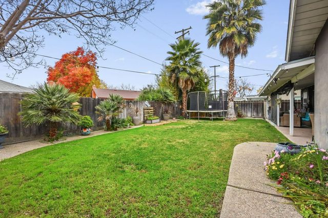 1309 Nelda Way, Modesto, CA 95355