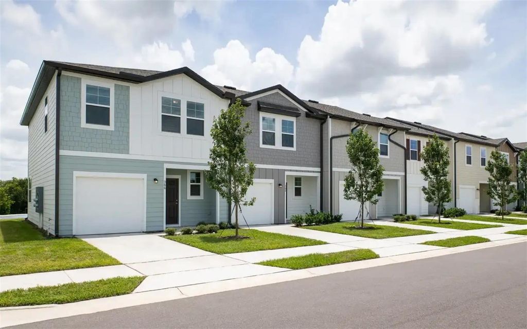 117 MANDOVI STREET, Davenport, FL 33837