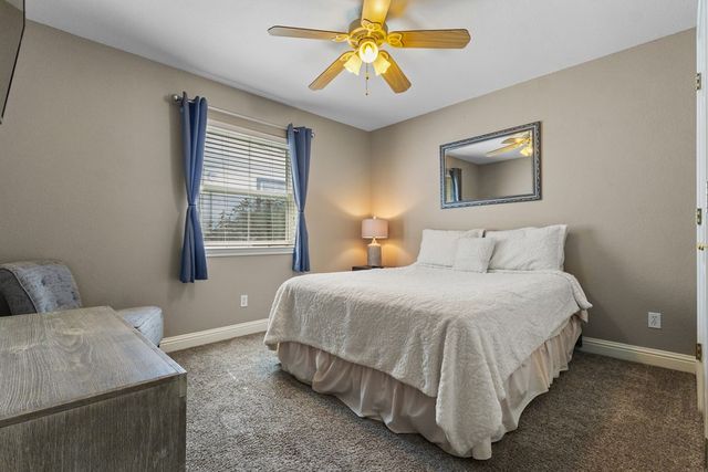 124 Peninsula Point Terrace, Mabank, TX 75156