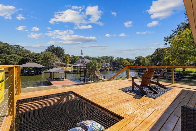 124 Peninsula Point Terrace, Mabank, TX 75156