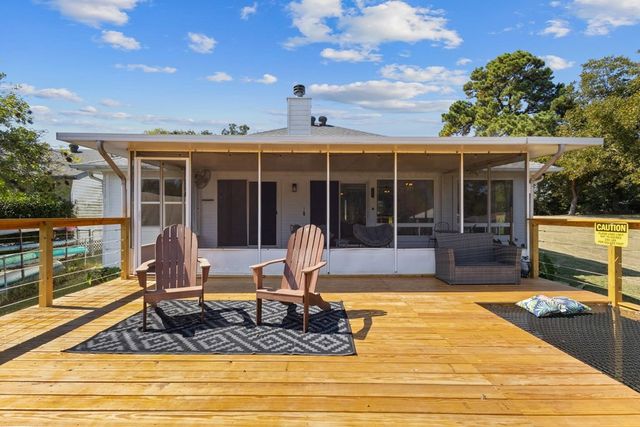124 Peninsula Point Terrace, Mabank, TX 75156