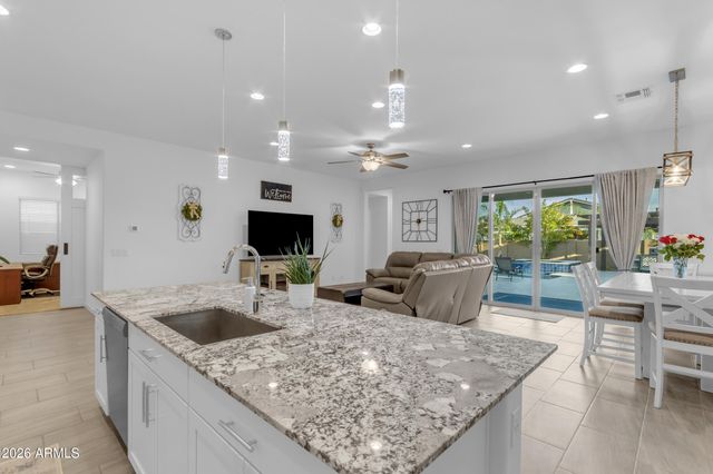 2235 E ISAIAH Avenue, Gilbert, AZ 85298