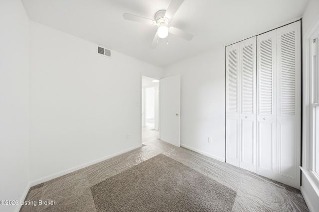 2701 Cranston Dr, Jeffersontown, KY 40299