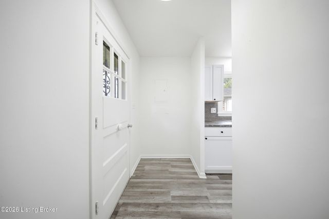 2701 Cranston Dr, Jeffersontown, KY 40299