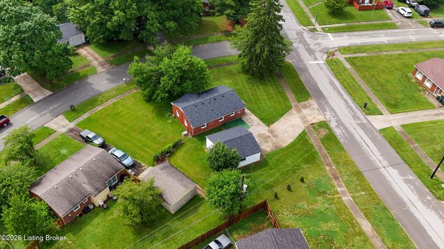 2701 Cranston Dr, Jeffersontown, KY 40299