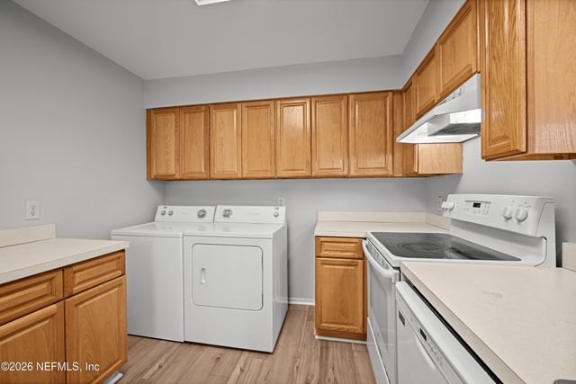 7749 LAS PALMAS Way 138, Jacksonville, FL 32256