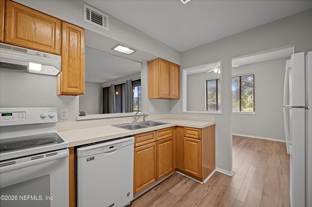 7749 LAS PALMAS Way 138, Jacksonville, FL 32256