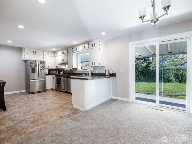 1909 Grove Street, Marysville, WA 98270