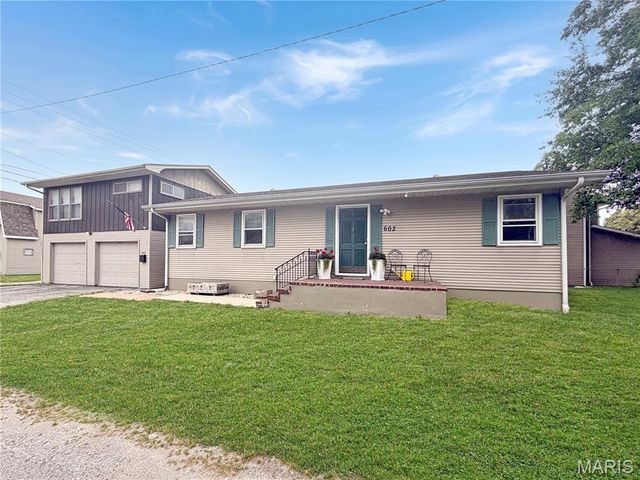 602 Illinois Avenue, Dupo, IL 62239