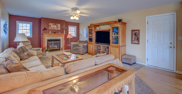 11437 W 93rd Avenue, St. John, IN 46373